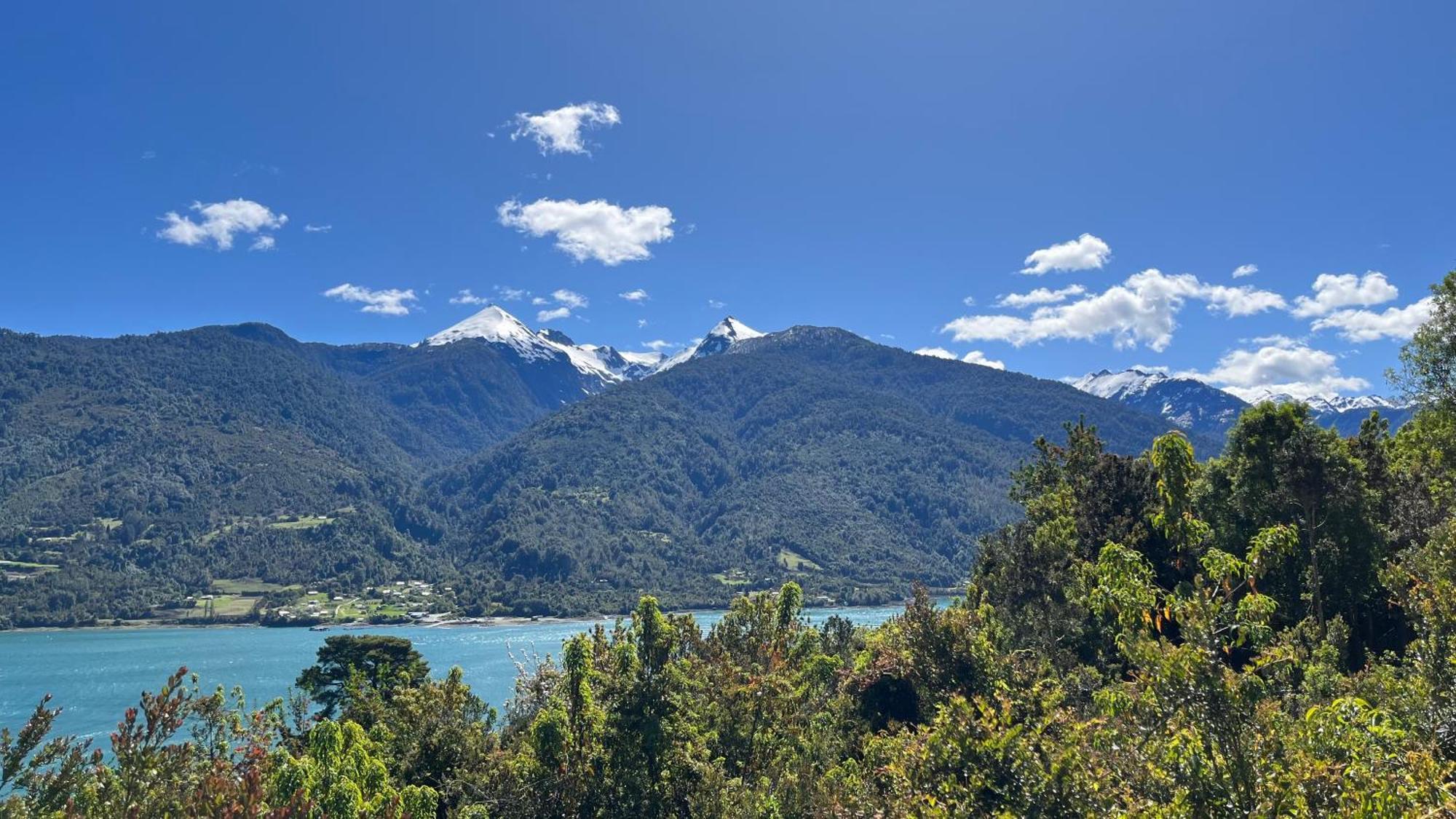 Patagonia Nativa Bed and Breakfast Cochamo Esterno foto